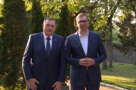 Dodik razgovarao sa Vučićem