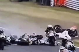 Pakao u prvom krugu: Poginula dva vozača (VIDEO)