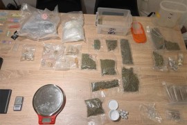Akcija "Dragon": Uhapšen muškarac, zaplijenjeno skoro kilogram droge ...