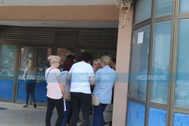 Radnicama "Trendteksa" uručene radnje knjižice: Osjećamo se bijedno ...