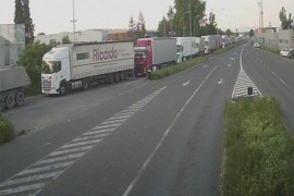 Pojačana frekvencija vozila na putevima, uslovi za vožnju povoljni