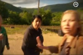 Napadnuta novinarska ekipa Nove TV: Ošamarili reporterku, reagovala ...