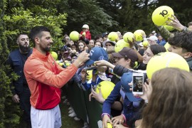 Šta je Novak Đoković napisao na kameri poslije pobjede u Ženevi