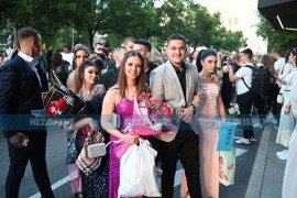Tehnička škola u Banjaluci ispratila još jednu generaciju maturanata ...