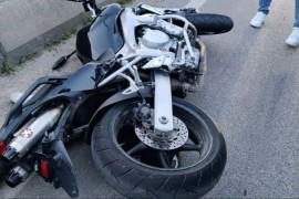 Motociklista povrijeđen u udesu