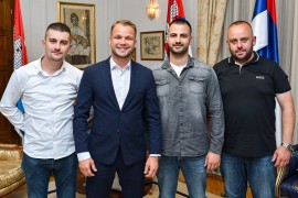 Stanivuković ugostio heroje koji su spasili dječaka iz Vrbasa: Vi ste ...