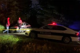 Policija i dalje traga za muškarcem koji je ranio oca i sina