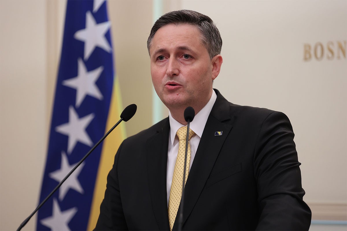 Bećirović prozvao Čovića, Dodika i Cvijanovićevu