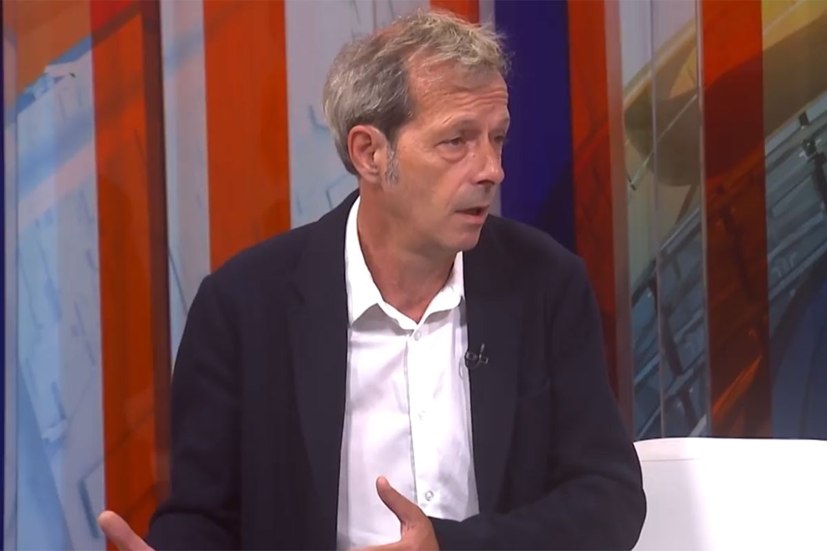 Preminuo Vuk Dapčević