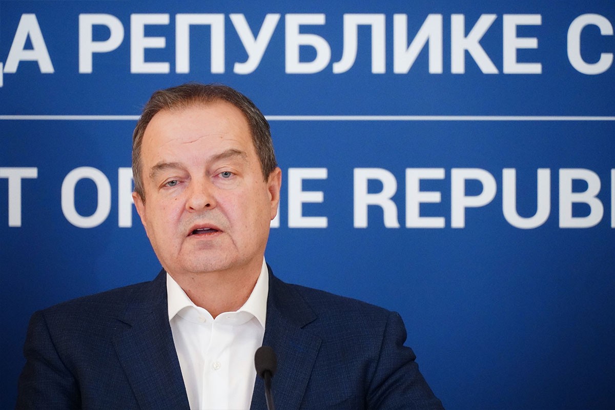 Dačić komentarisao zahtjev studenata da raspusti parlament i da se održe vanredni izbori