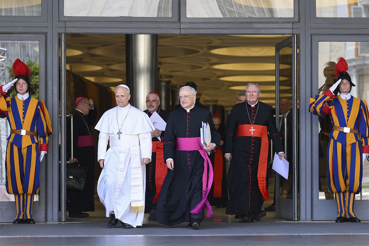 Papa Lav XIV obavio privatnu moltivu na grobu pape Franje