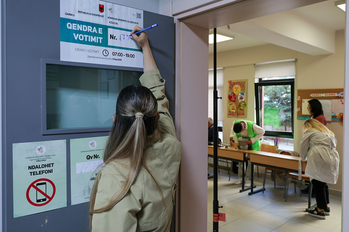 U Albaniji počelo glasanje na parlamentarnim izborima
