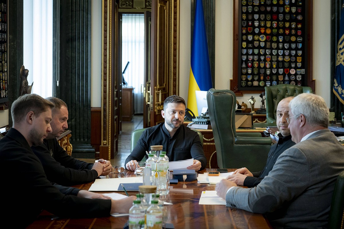 Zelenski formira "stalnu i proširenu" pregovaračku grupu (FOTO)