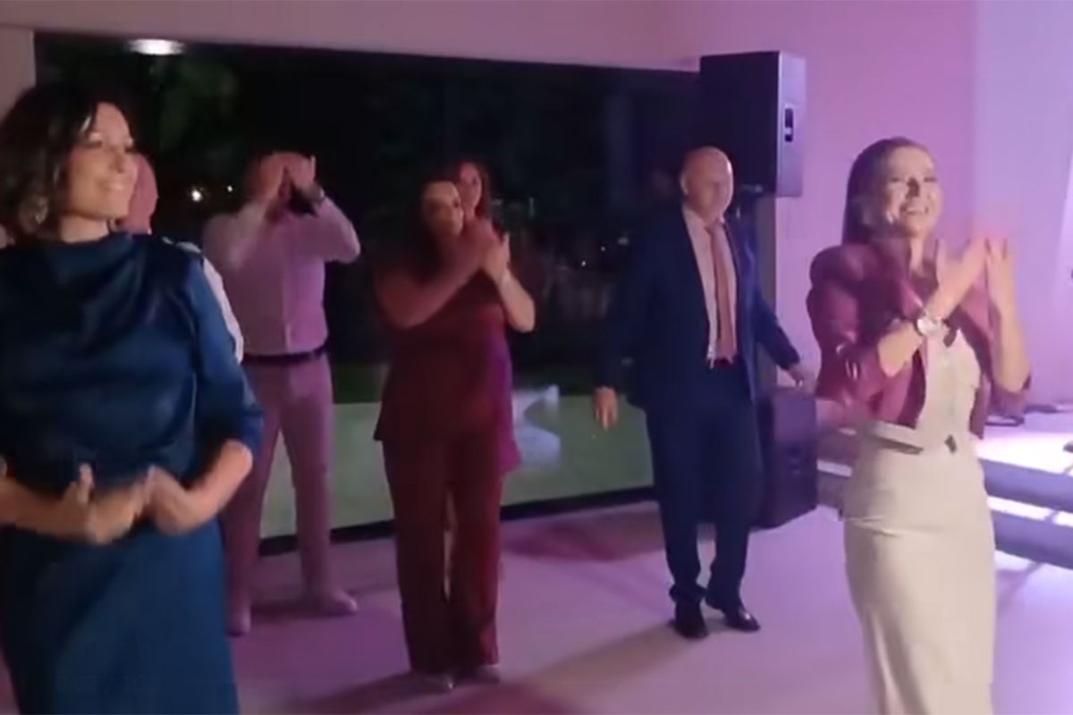 Matura za pamćenje u Prijedoru: Profesori iznenadili učenike (VIDEO)