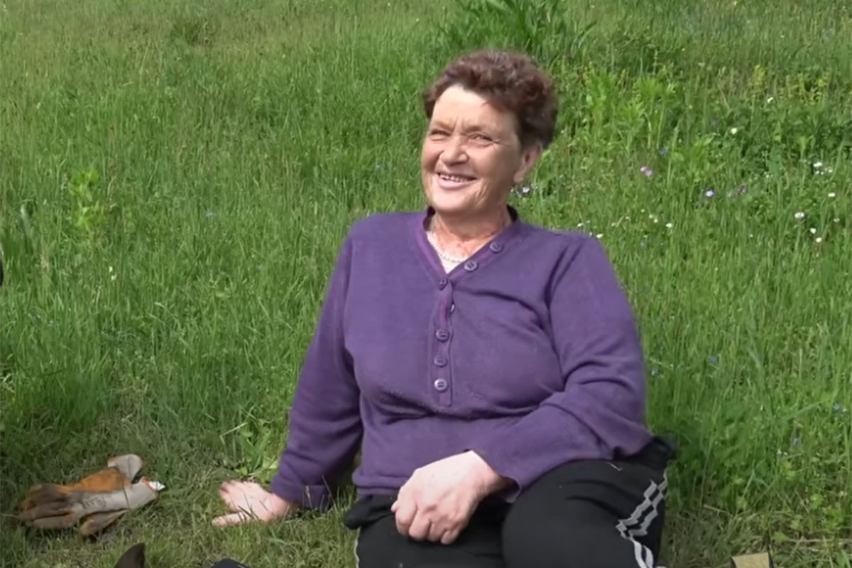 Ženu iz BiH zmija ujela za obje noge: Ništa mi nije mogla (VIDEO)