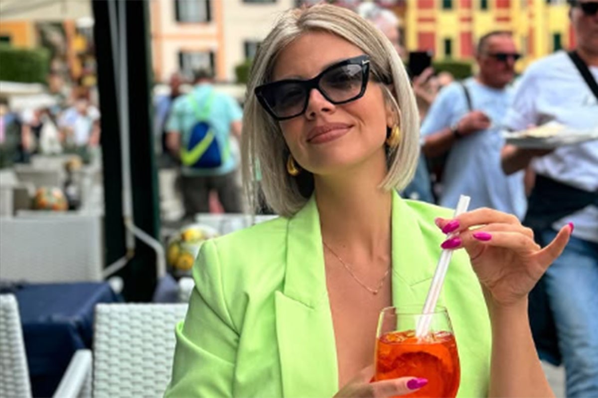 Ona je zvanično najobrazovanija pjevačica na srpskoj estradi
