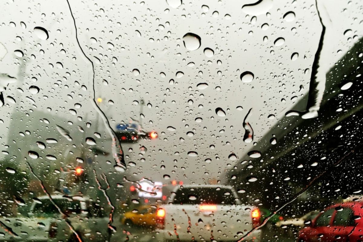 Kako zaštititi auto od nevremena i grada