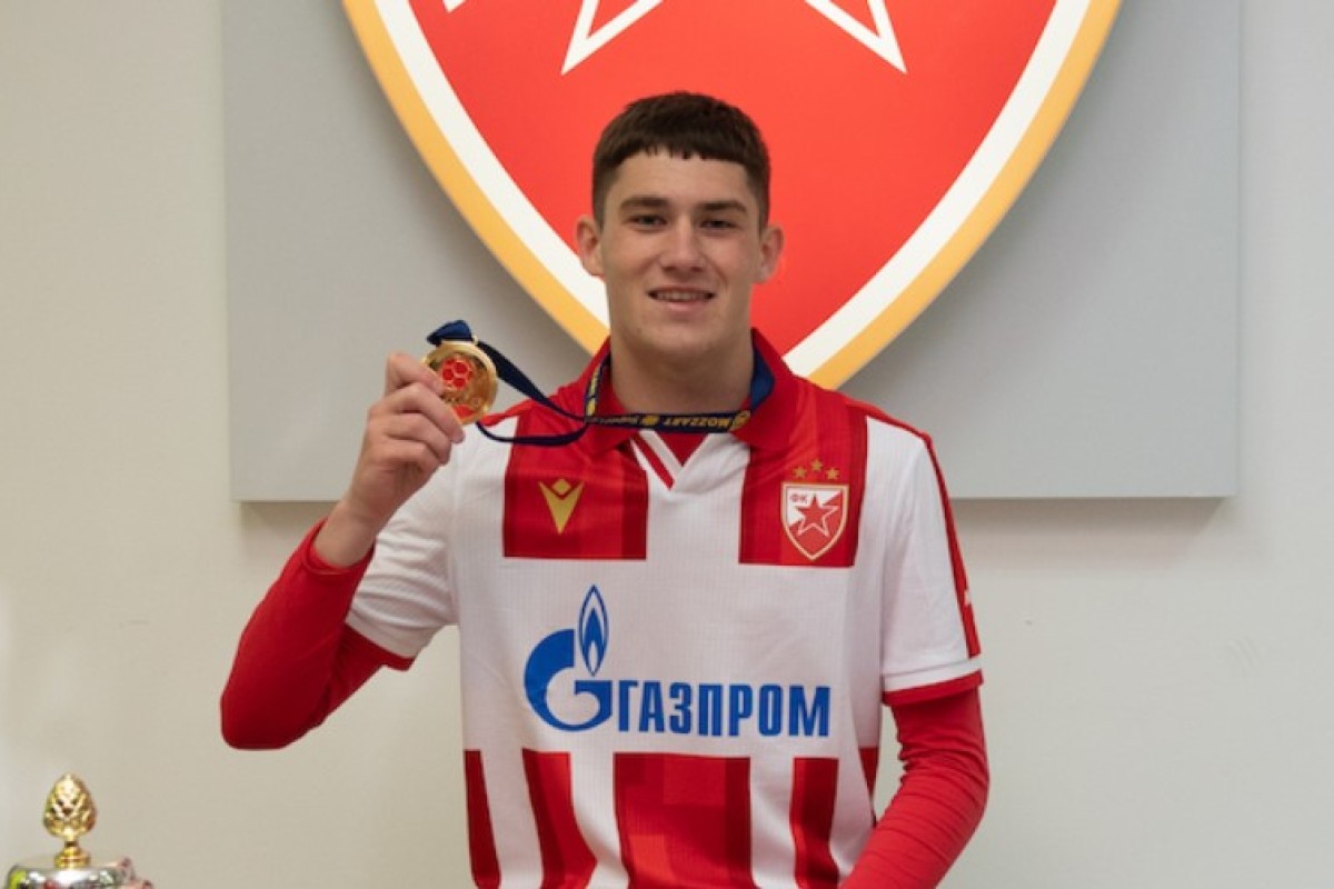 Andrija Maksimović u Zvezdinom klubu 50