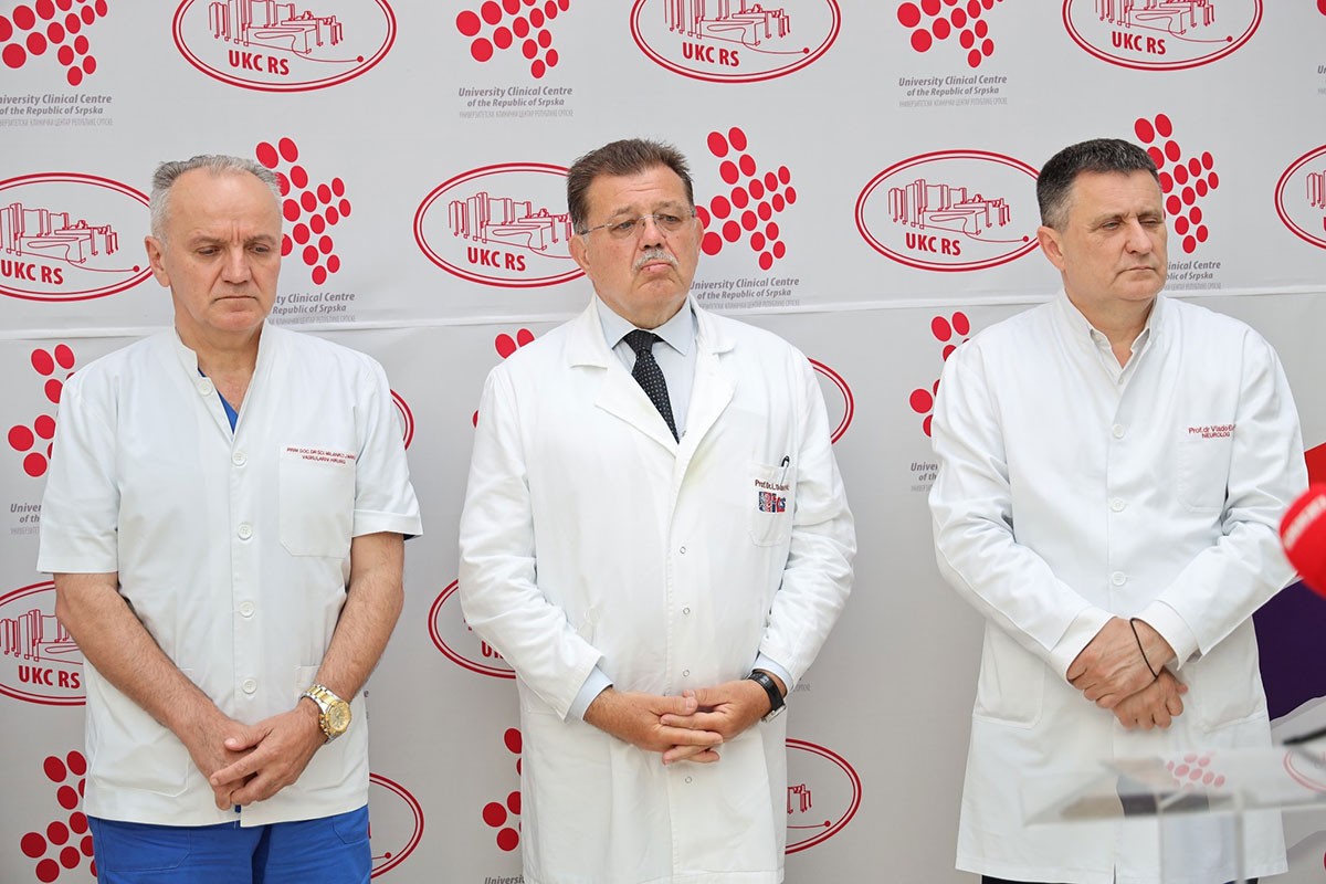 Lazar Davidović, vrhunski vaskularni hirurg prenosio znanje u UKC RS