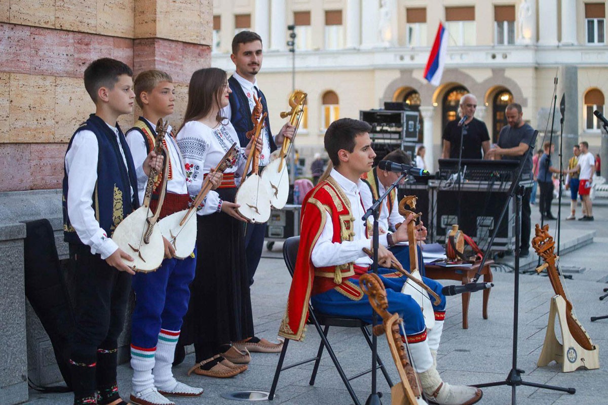 U Banjaluci večeras veče guslara