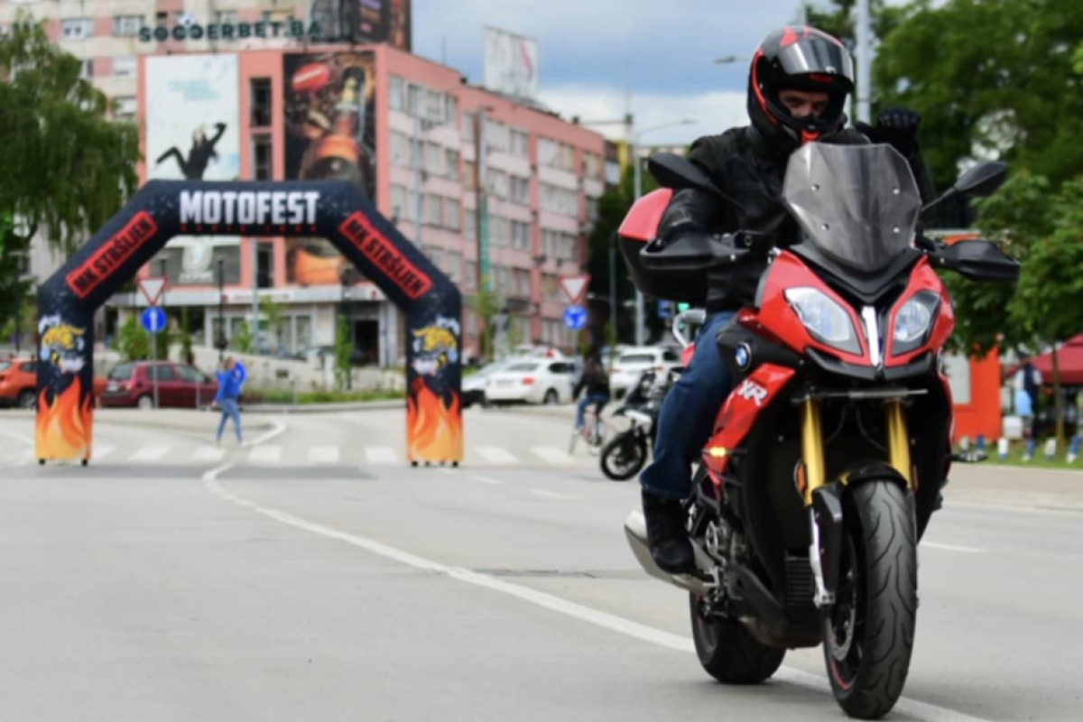 Zvuk motora, poznati bendovi i odlična energija ovog vikenda na Kastelu