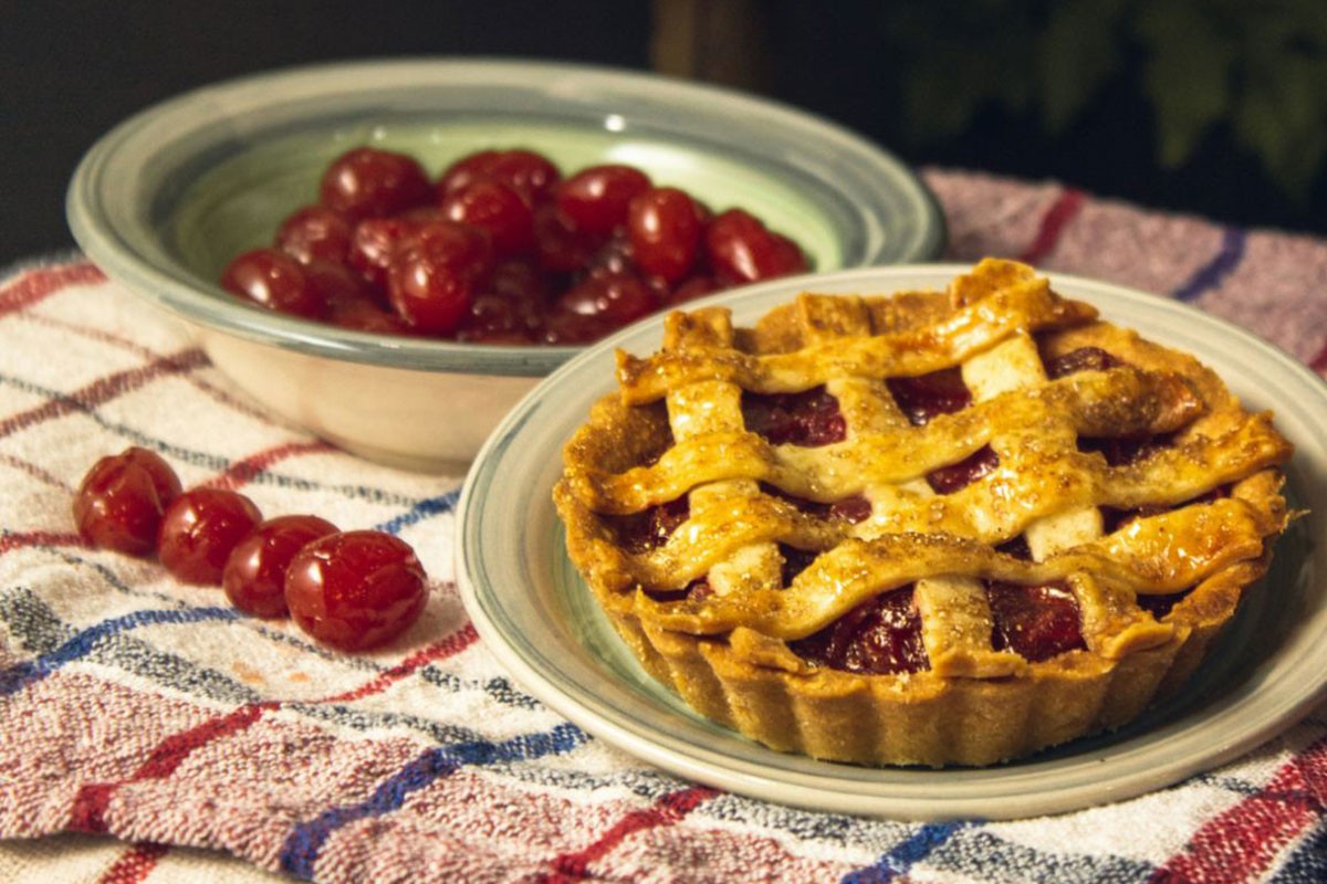 Starinska pita s trešnjama: Recept koji osvaja ljubitelje voćnih kolača