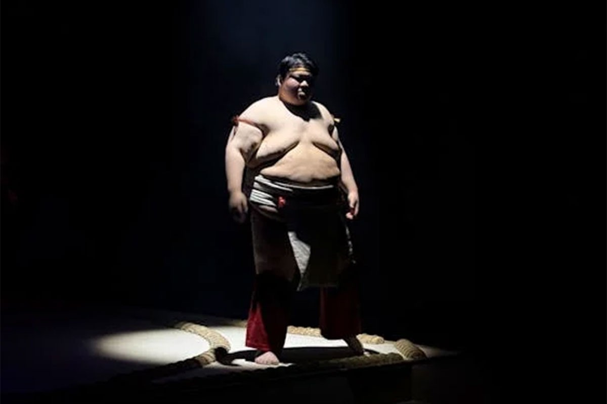 Život sumo boraca u Japanu: Žive u štali, ne smiju se radovati, ni ljutiti