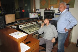 Filmska biografija urednika radija iz Velike Kladuše: Seadov glas i ...