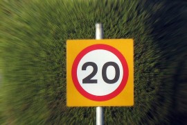 Prekoračio brzinu za 7 km/h – zabranili mu vožnju na šest mjeseci