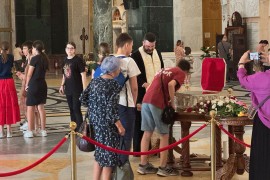 Ruka Svetog Save ispraćena za manastir Mileševu