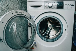 Treba li ostavljati otvorena vrata od veš-mašine?