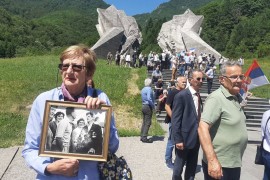 Bitka na Sutjesci: Dvije stijene simbolizuju hrabrost