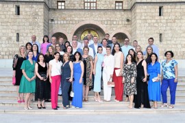 Prva generacija fočanskih gimnazijalaca u klupama nakon 30 godina