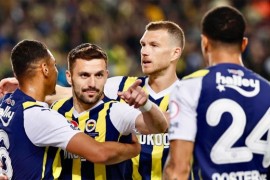 Dušan Tadić pokazao pločice i izvajano tijelo na ljetovanju u ...