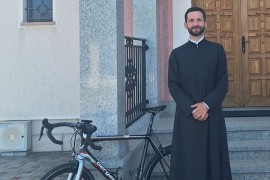 Sveštenik Stanko Ćelić prvak Republike Srpske u biciklizmu