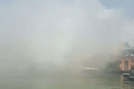 Gori splav u Beogradu (VIDEO)