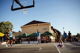 Košarka pod zvijezdama: Počeo "Trn 3x3", publika oduševljena