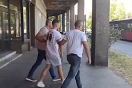 Objavljen snimak privođenja studenata u Beogradu, oglasilo se ...
