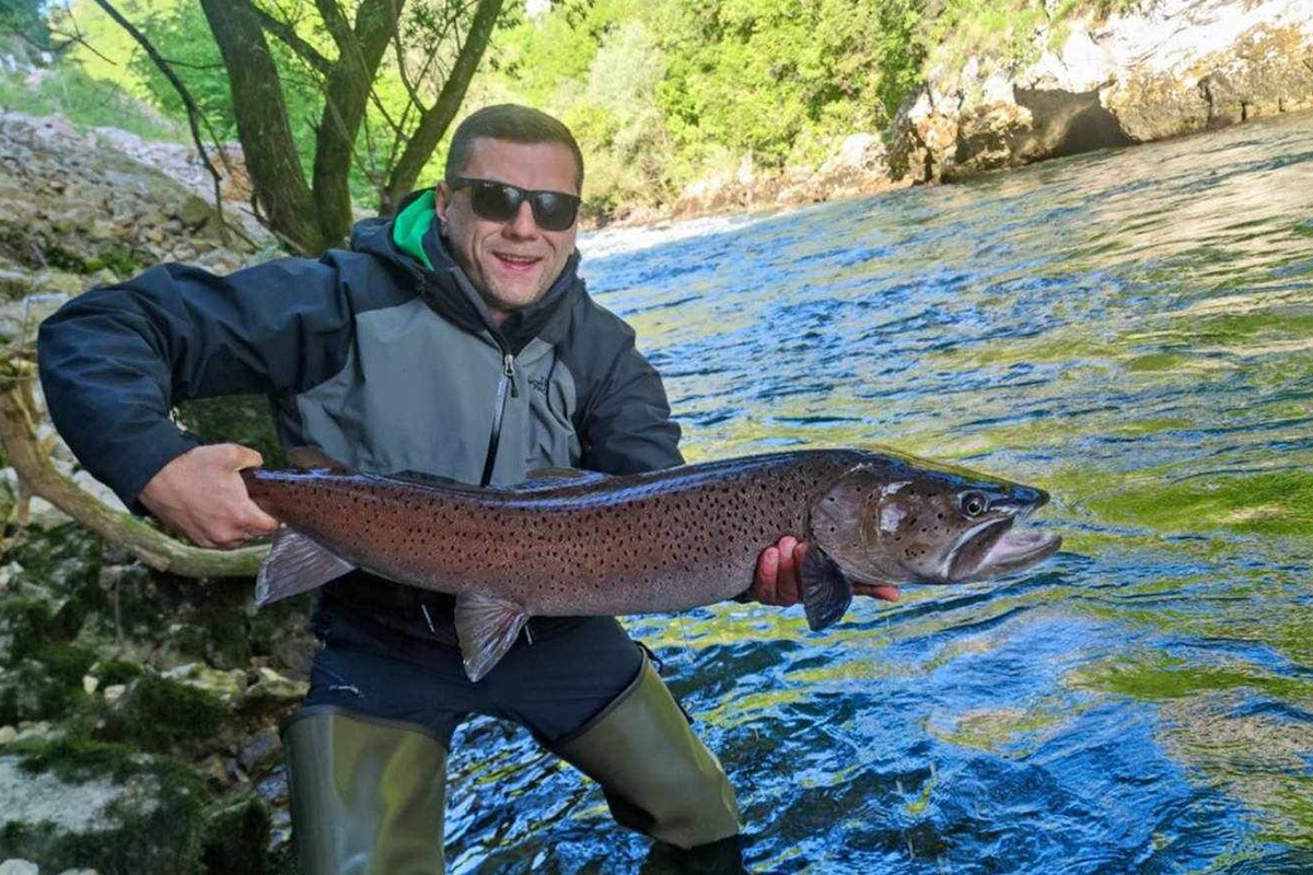 Mladica privukla vrhunske ribolovce iz osam evropskih zemalja u Ključ (FOTO)