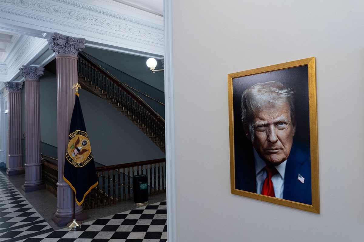 Bijela kuća objavila novi zvanični portret Donalda Trampa