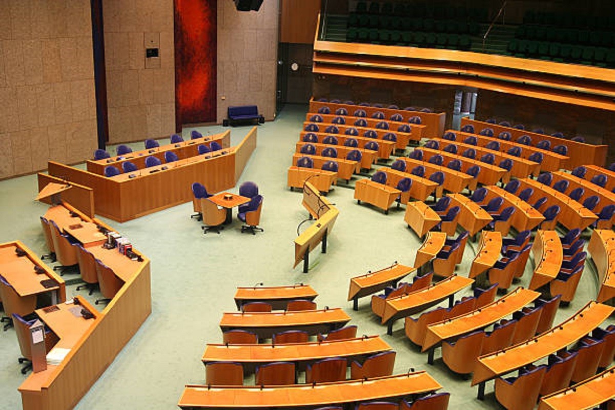 Nizozemska: Svi ministri podnijeli ostavke