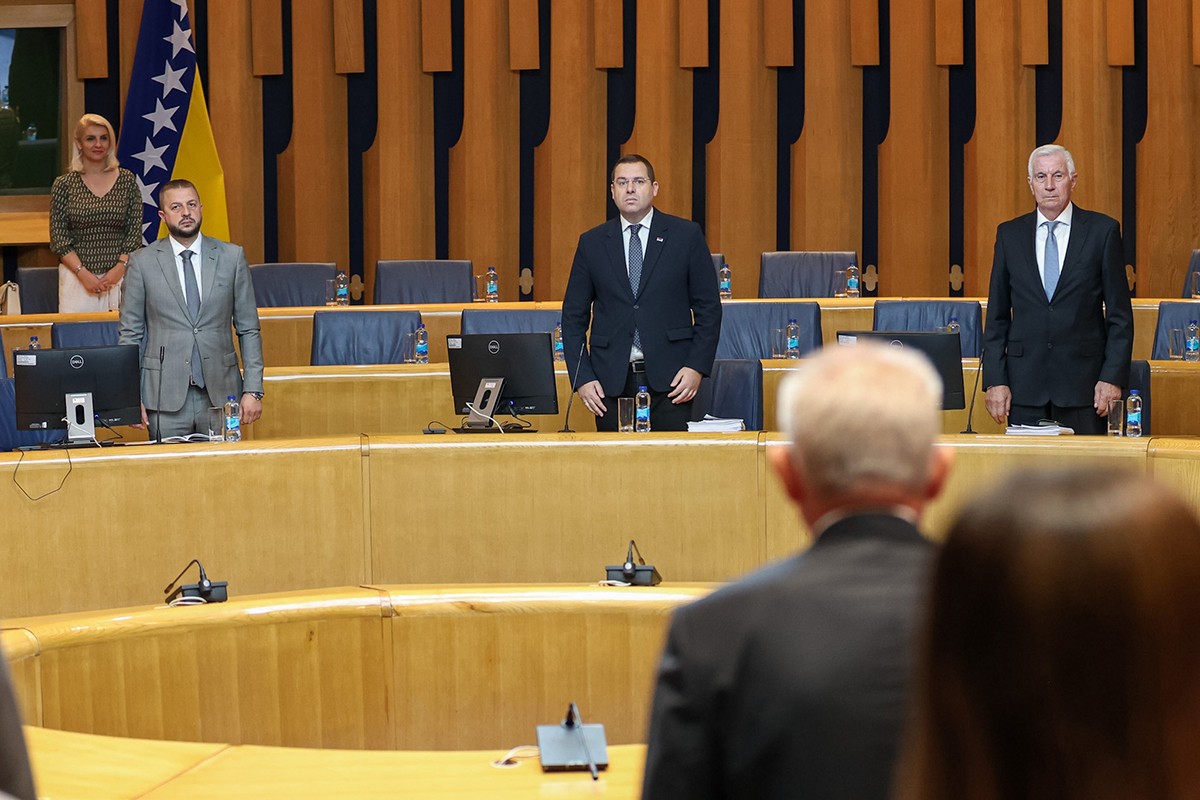 Čarke na sjednici Doma naroda BiH: Kovačević delegatima rekao da su “prikolice”