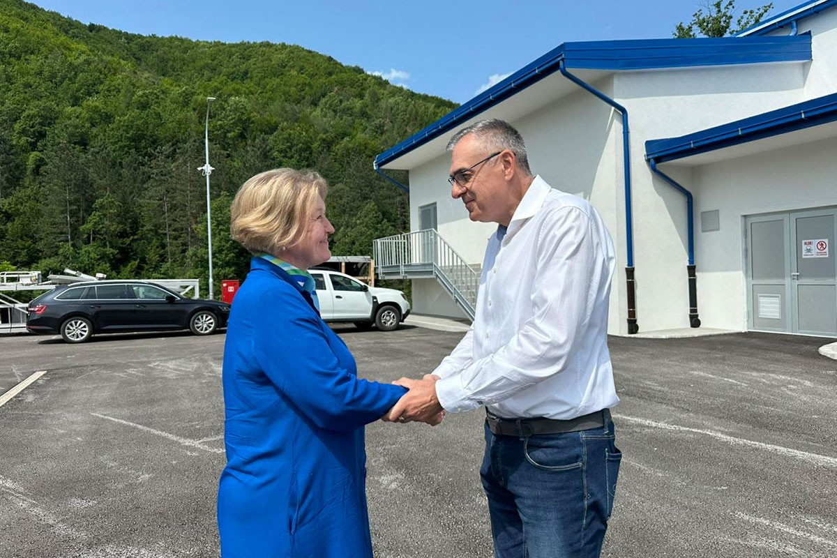 Puštena u rad nova fabrika za preradu vode u Tesliću