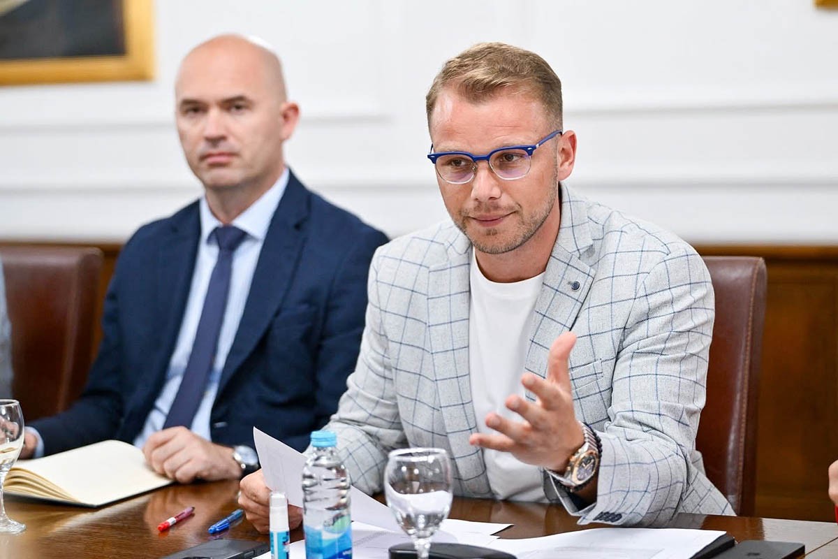 Stanivuković: Mnogo toga pozitivnog i lijepog nas očekuje