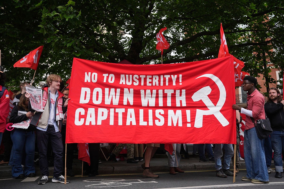Hiljade ljudi u Londonu na protestu protiv plana vlade