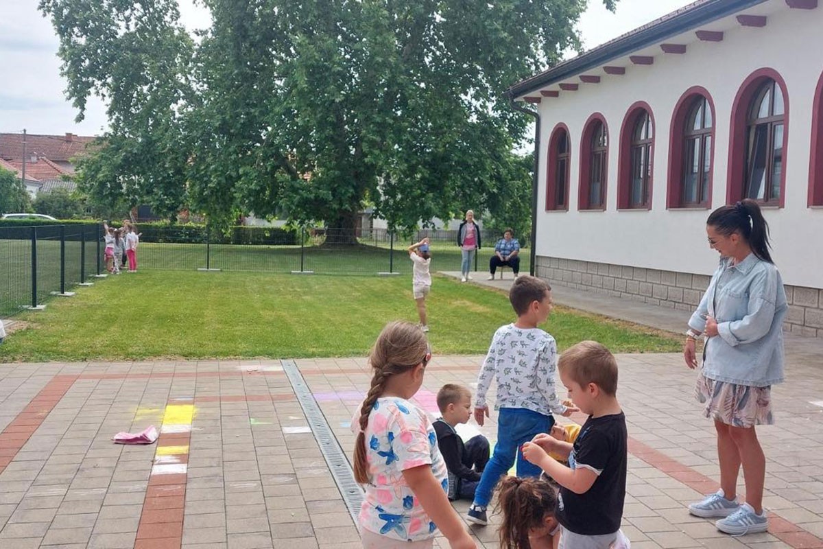 Počela s radom Organizaciona jedinica vrtića "Pčelica"