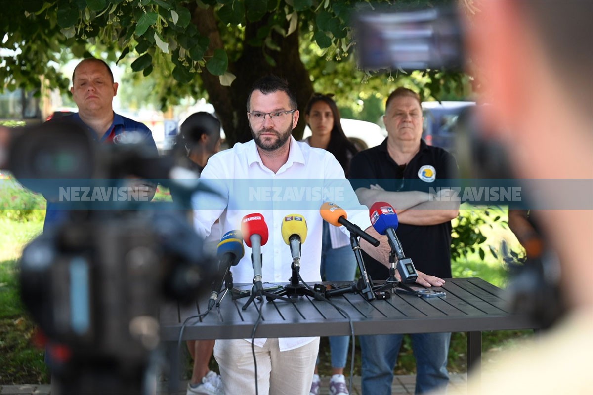 Čeko: Mi smo u bazenu plivali za vrijeme rata, a sada ne plivamo