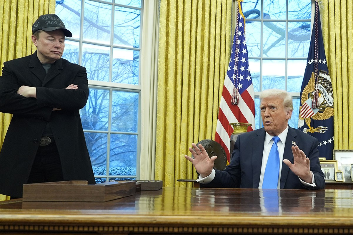 Mask: Žalim zbog objava o Trampu
