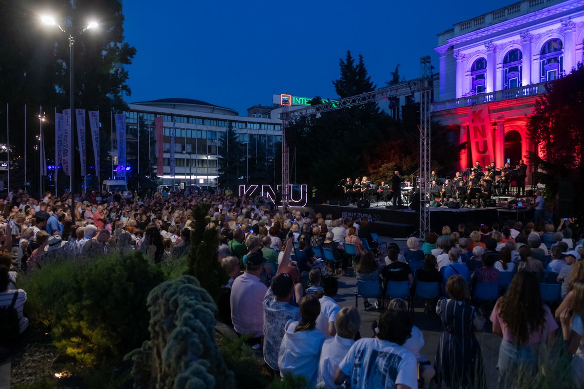 "Kultura na ulice!": Na trgu Susan Sontag koncert Sarajevo Big Banda