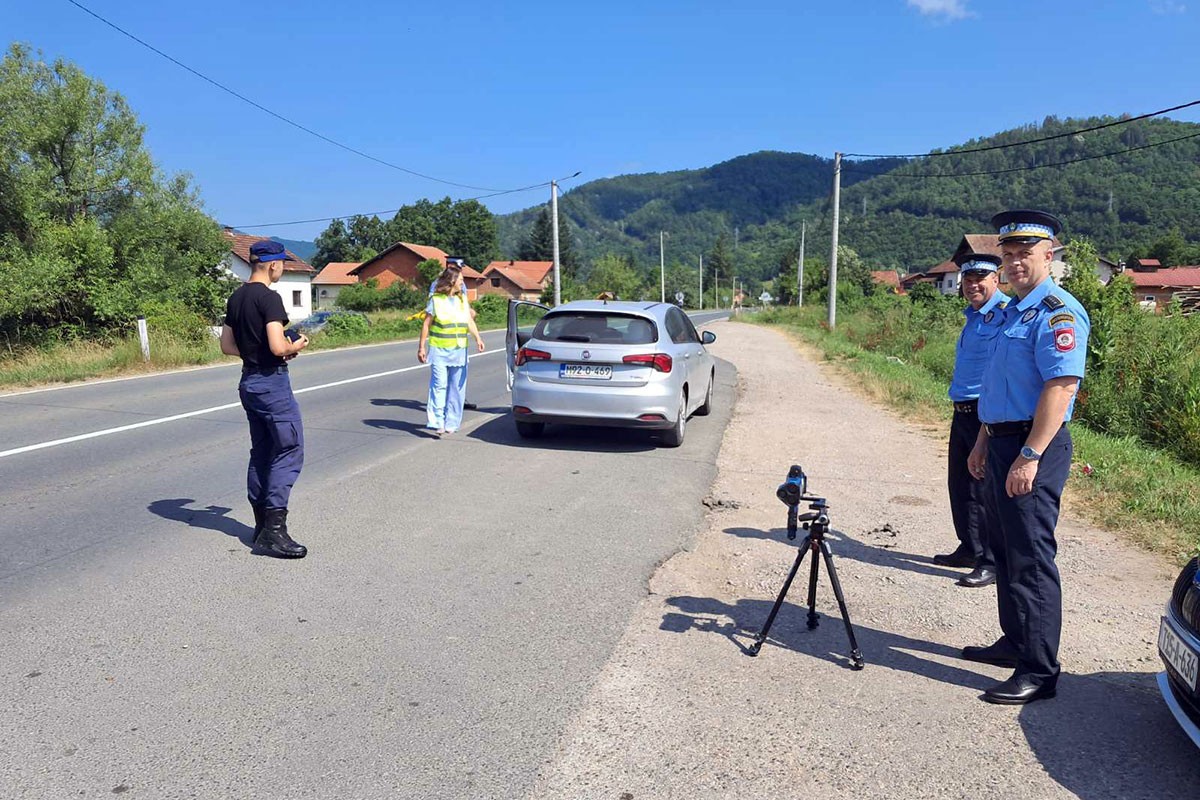 Apel vozačima da poštuju saobraćajna pravila